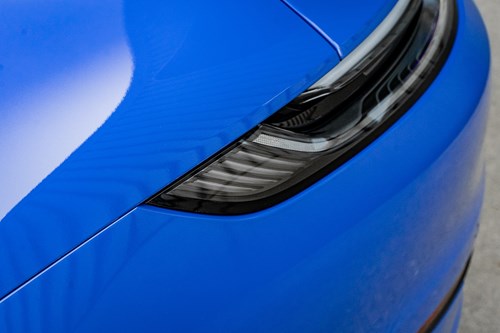 Porsche Carrera 4 bleue-155