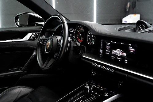 Porsche Carrera 4s Noire-122