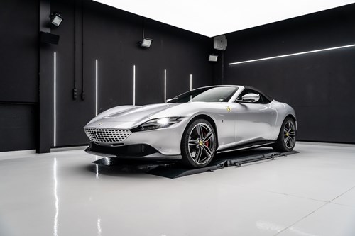 Ferrari Roma Spider-120