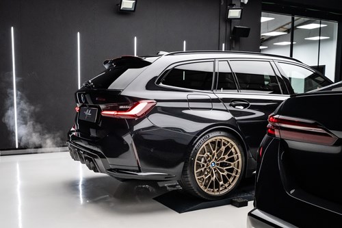 BMW M3 cs Touring -75