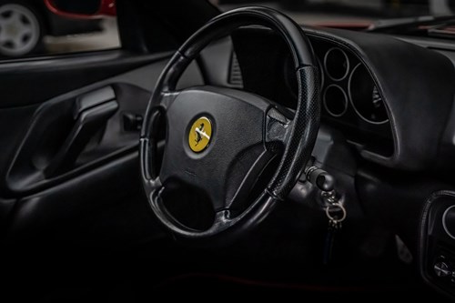 Ferrari 355 Berlinetta (10)