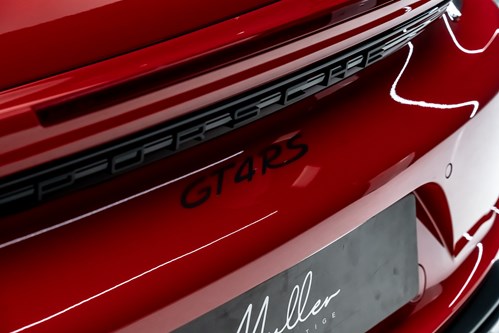 Porsche GT4 RS rouge-88