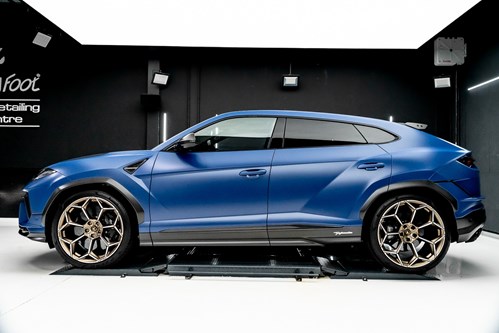 Lamborghini Urus bleu-82
