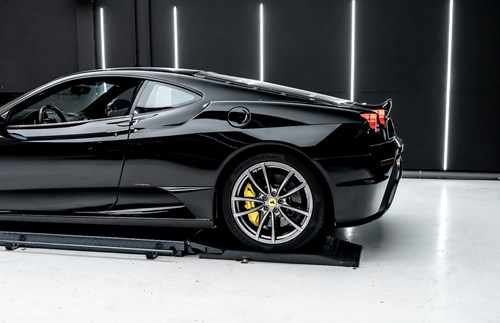 Ferrari Scuderia-156