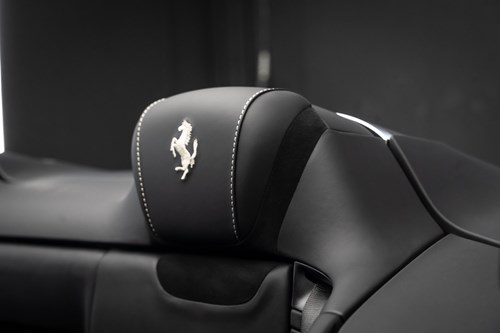 Ferrari Roma Spider-132