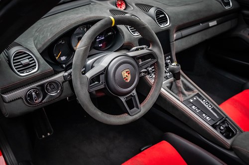 Porsche Spyder RS Rouge-29