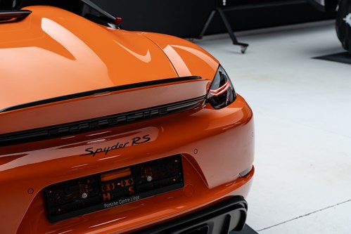 Porsche Spyder orange-130