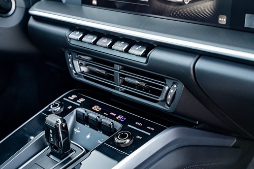 Porsche Carrera 4 bleue-158