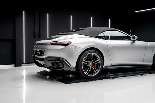 Ferrari Roma Spider-094