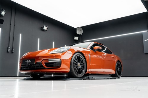 Porsche Panamera Sélection Orange-121
