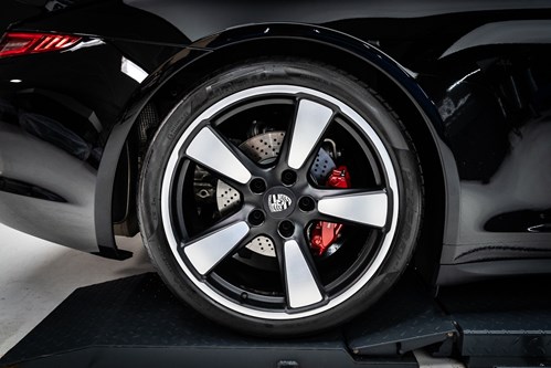 Porsche 911 50 ans-69