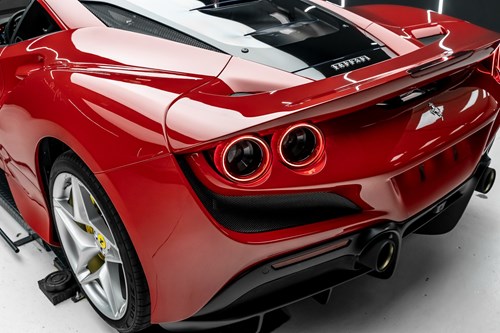 Ferrari F8 Tributo-068