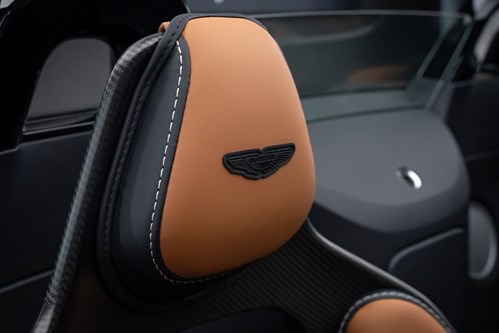 Aston Martin Vantage verte et blance V12-105