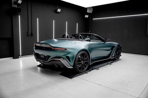 Aston Martin Vantage V12 verte mate-087