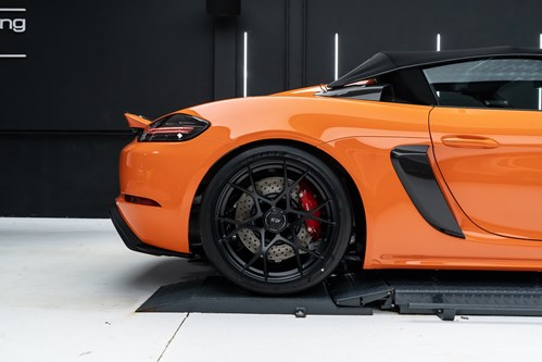 Porsche Spyder orange-121