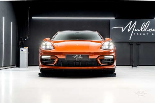 Porsche Panamera Sélection Orange-080