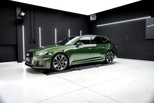 Audi RS4 verte-69