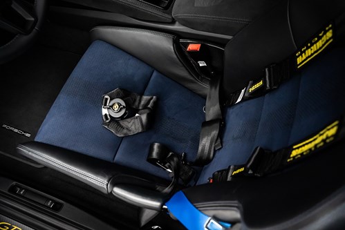 Porsche GT4 RS Bleue et jaune-55