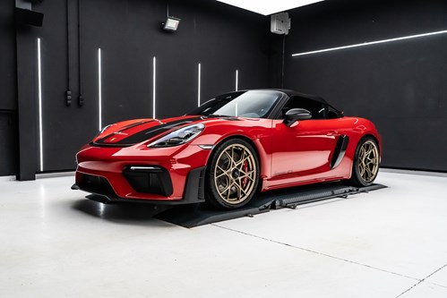 Porsche Spyder RS rouge-084