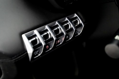 Lamborghini Aventador-64