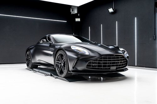 Aston Martin Vantage 2025 noire mate-80