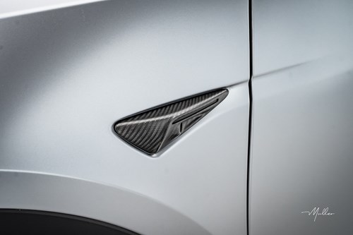 Tesla Model Y gris mate-102