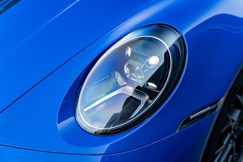 Porsche Carrera 4 bleue-125