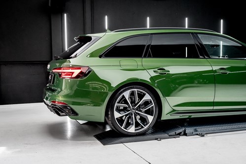 Audi RS4 verte-88