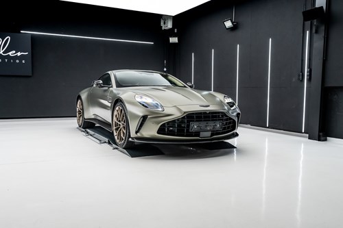 Aston martin verte kaki-72