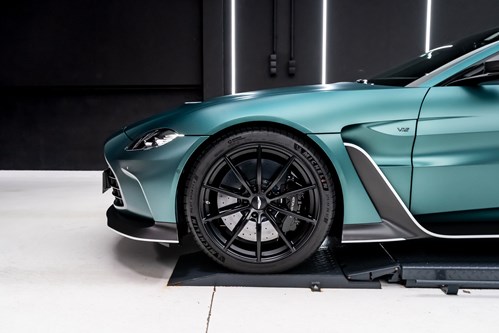 Aston Martin Vantage V12 verte mate-123