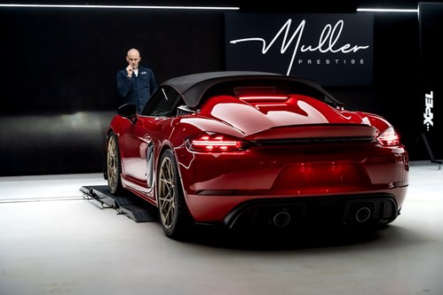 Porsche Spyder RS rouge-054