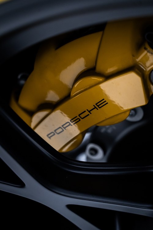 Porsche GT4 RS Bleue et jaune-70