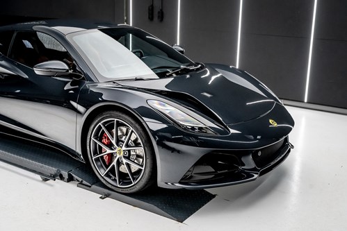 Lotus-emira-first-edition-072