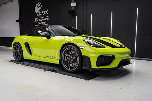 Porsche Spyder RS jaune-51