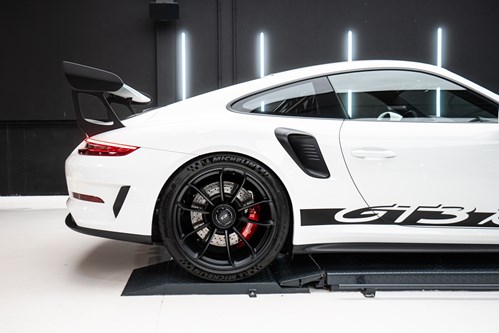 Porsche GT3RS 991.2-24
