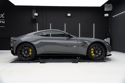 Aston Martin Vantage gris bleu-64