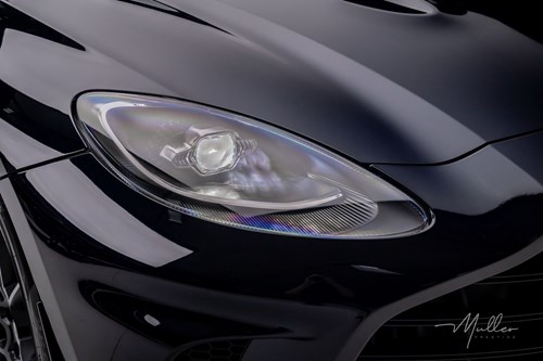 aston-martin-dbx-bleue-100