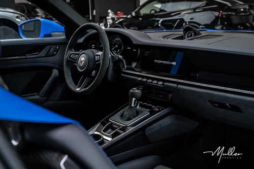 Muller-prestige-Porsche-gt3-sharkblueDSC086783