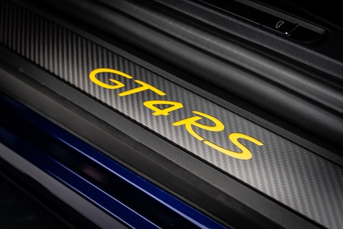 Porsche GT4 RS Bleue et jaune-56
