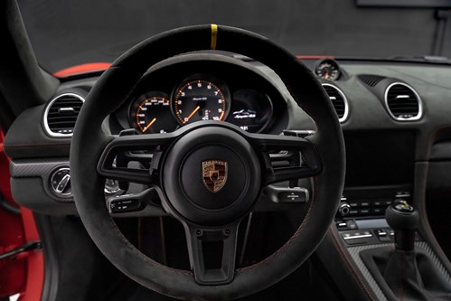 Porsche Spyder RS rouge-062