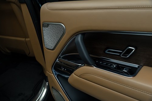 Range Rover Autobiography noir mat-062