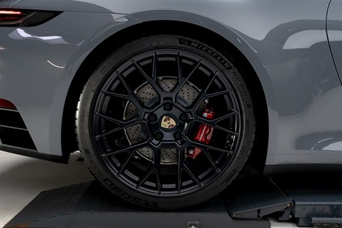 Porsche Carrera 4S -36