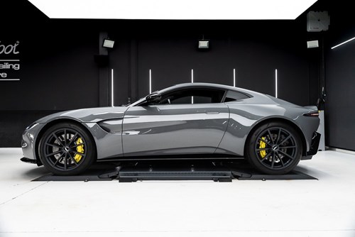 Aston Martin Vantage gris bleu-87