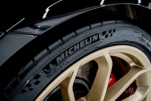 Porsche-gt4-718-muller-car-detailing-41