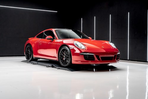 Porsche 911 Carrera GTS Rouge phase 1-70