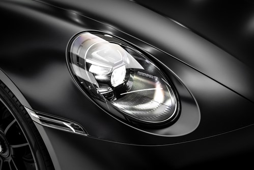 Porsche 911 Turbo noire mate-068