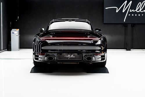 Porsche Carrera 4s Noire-124