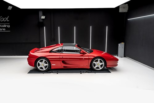 Ferrari 355 GTS-180