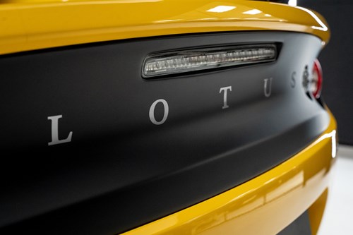 Lotus Elise jaune-105