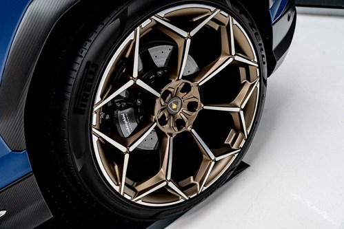 Lamborghini Urus bleu-67